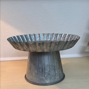 Farmhouse aluminum Fluted Cake Stand